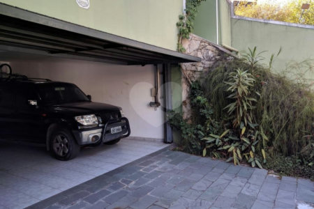 Sobrado à venda ou para alugar com 5 quartos, sendo 3 suítes, em Jardim Marajoara, São Paulo, SP