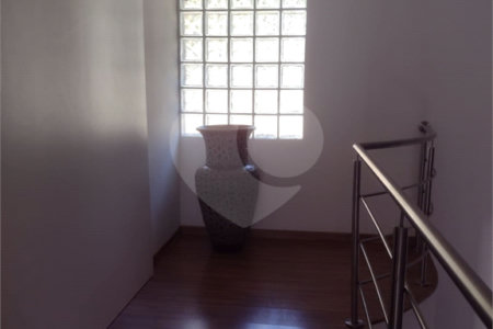 Casa à venda com 5 quartos, sendo 4 suítes, no condomínio Clube Florada Suzano, Suzano - SP