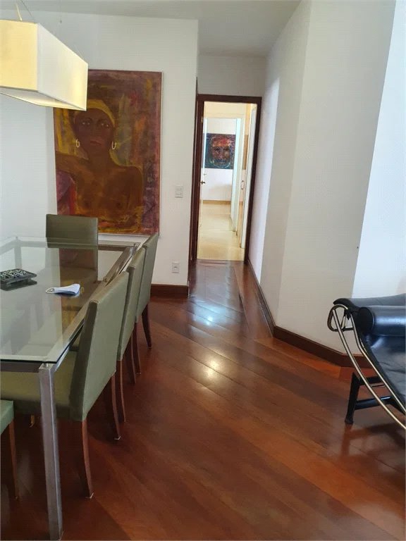 Apartamento à venda com 4 quartos, sendo 2 suítes,  em Vila Suzana, São Paulo, SP