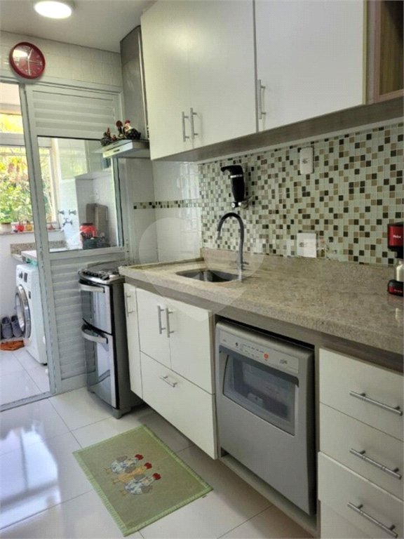 Casa à venda com 3 quartos, sendo 1 suíte, no condomínio Terrara, São Paulo - SP