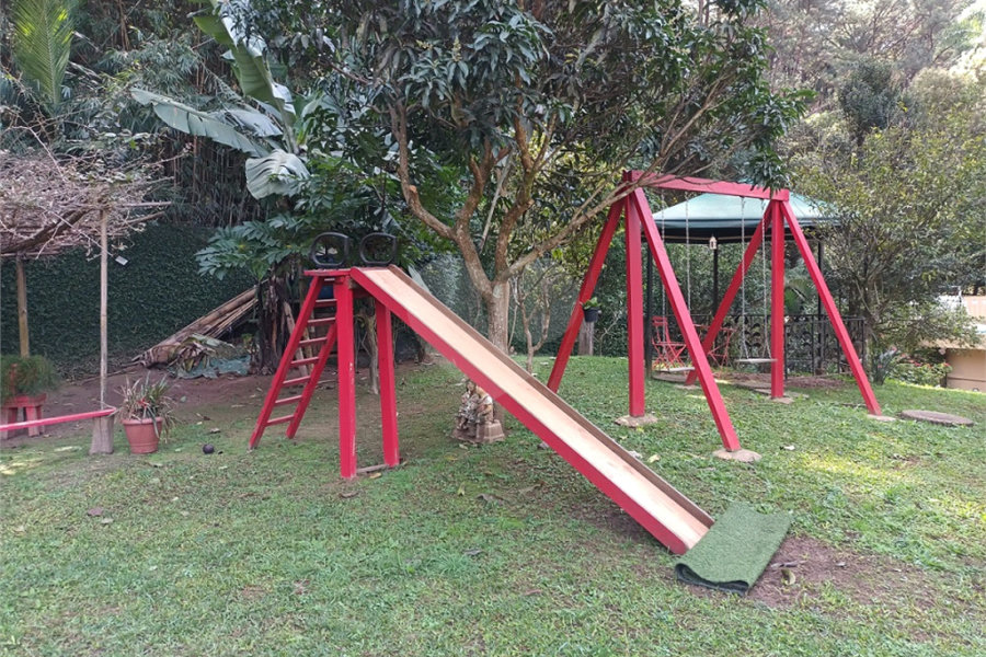 Casa à venda com 2 suítes em Horto Florestal, São Paulo, SP