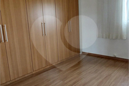 Casa à venda com 3 quartos, sendo 1 suíte,  no condomínio Jardim Europa, Mogi das Cruzes - SP