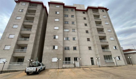 Apartamento à venda com 3 quartos, sendo 1 suíte,  em Vila Prado, São Carlos, SP