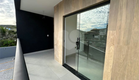 Apartamento à venda com 1 suíte em Ogiva, Cabo Frio, RJ