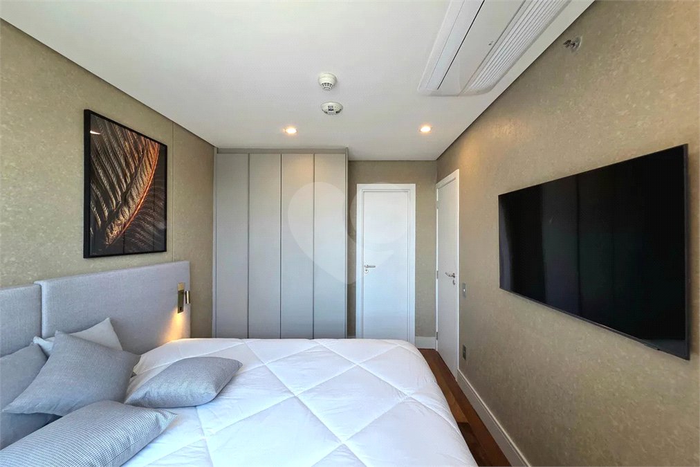 Apartamento à venda ou para alugar com 2 quartos, sendo 1 suíte, em Vila Olímpia, São Paulo, SP