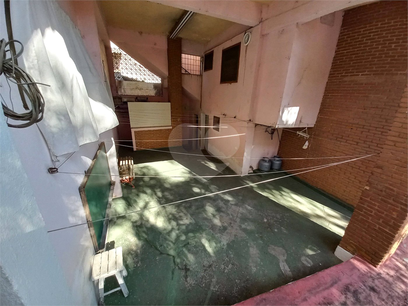 Casa à venda com 6 quartos, sendo 2 suítes, no Brasilândia, São Paulo, SP