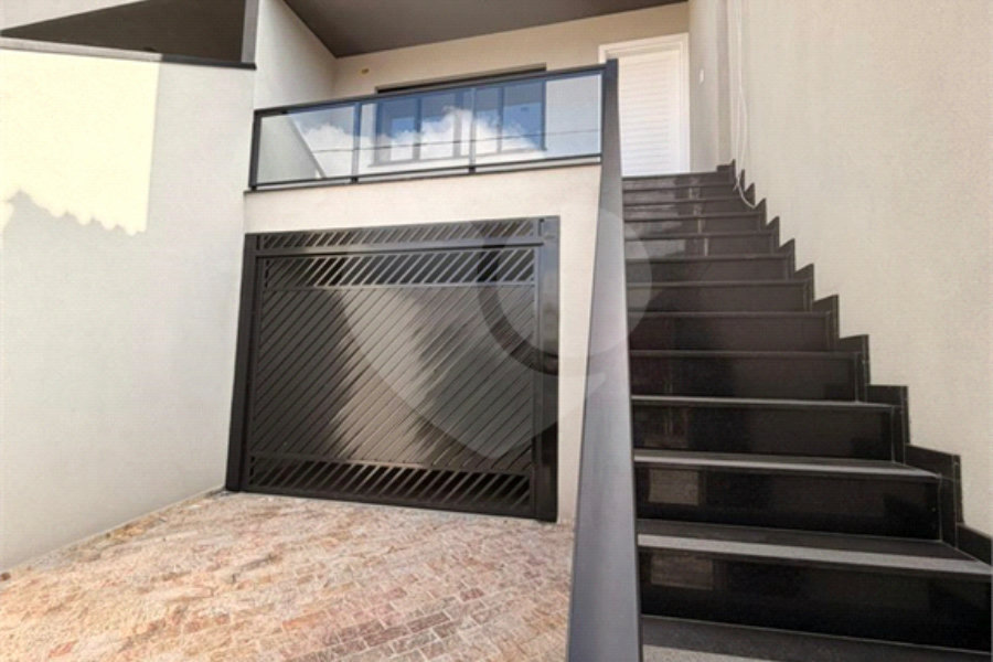 Casa à venda ou para alugar com 3 quartos, sendo 1 suíte, em Parada Inglesa, São Paulo, SP