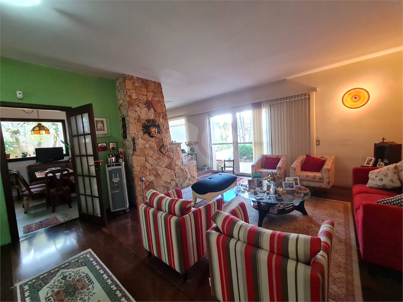 Casa à venda com 3 quartos, sendo 1 suíte, em Interlagos, São Paulo, SP
