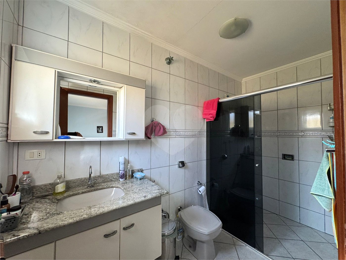 Casa à venda com 4 quartos, sendo 1 suíte, em Vila Henrique, Salto, SP