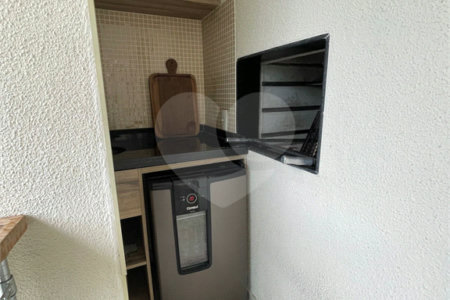 Apartamento à venda com 3 suítes em Brooklin Paulista, São Paulo, SP