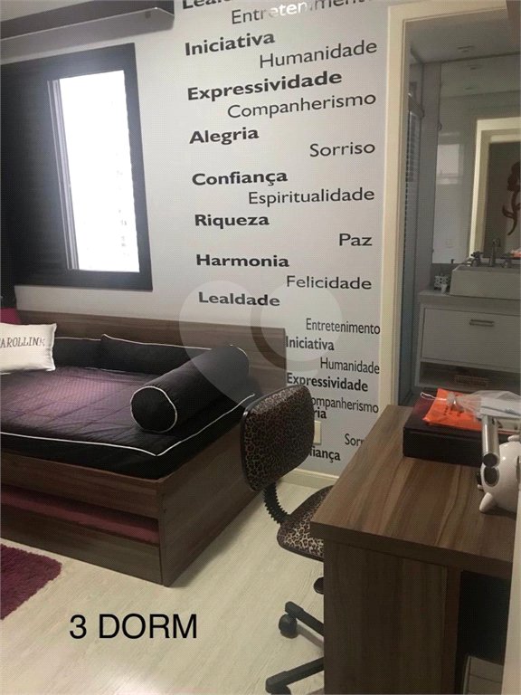 Apartamento à venda com 3 suítes em Vila Regente Feijó, São Paulo, SP