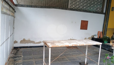 Casa à venda com 5 quartos, sendo 1 suíte,  em Bangu, Rio de Janeiro, RJ