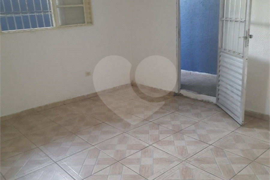 Sobrado à venda com 4 quartos em Tremembé, São Paulo, SP