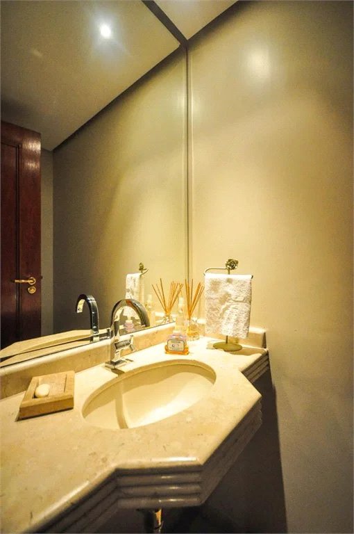 Apartamento à venda com 4 suítes em Vila Andrade, São Paulo, SP