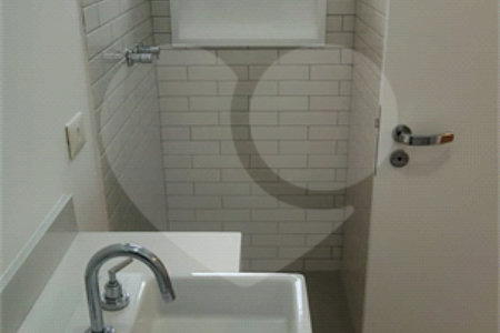 Casa de Vila à venda com 3 quartos, sendo 2 suítes, em Santo Amaro, São Paulo, SP