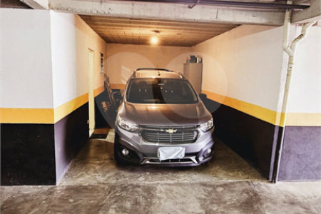 Casa à venda com 4 quartos, sendo 2 suítes, em Jardim Meny, São Roque, SP