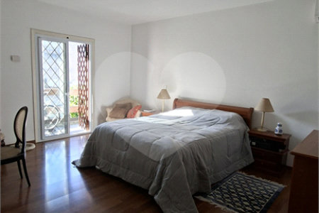 Casa à venda com 5 quartos, sendo 4 suítes, em Butantã, São Paulo, SP