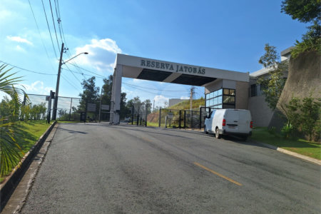Terreno à venda no condomínio Reserva dos Jatobás, Louveira - SP
