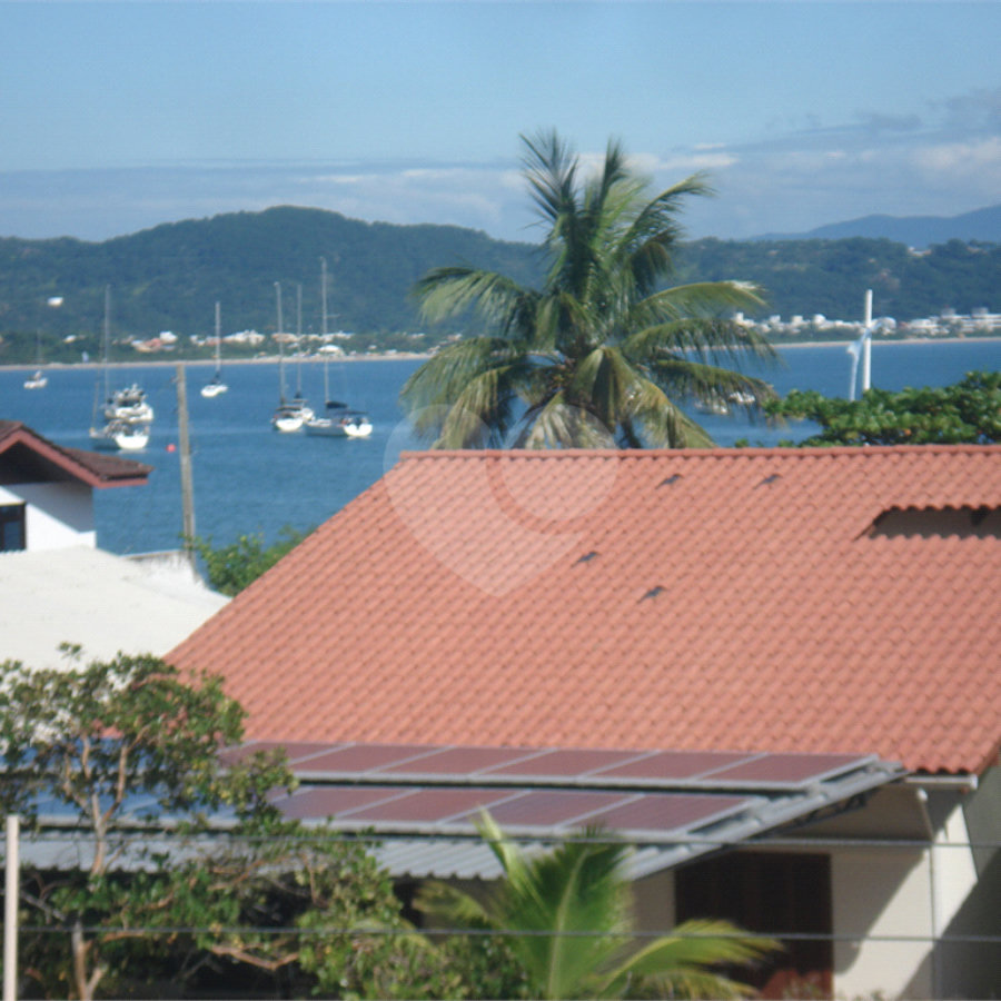 Apartamento à venda com 3 quartos, sendo 1 suíte, em Jurerê, Florianópolis, SC
