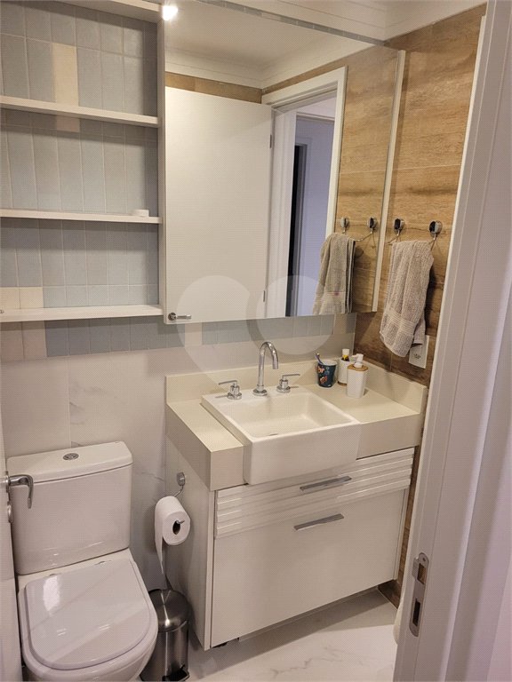 Apartamento à venda com 3 suítes em Indianópolis, São Paulo, SP