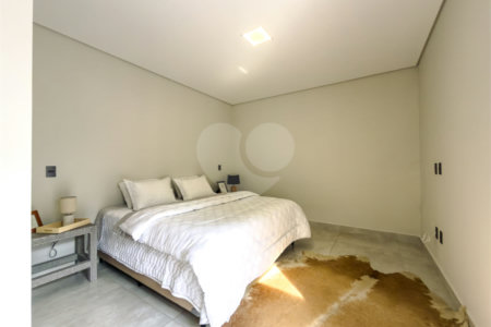 Casa à venda com 3 suítes no condomínio Jardim Residencial Dona Maria José, Indaiatuba - SP