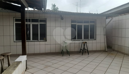 Sobrado à venda com 3 quartos, sendo 1 suíte,  em Tremembé, São Paulo, SP