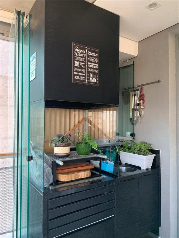 Apartamento para alugar com 3 quartos, sendo 2 suítes, em Jardim das Acácias, São Paulo, SP