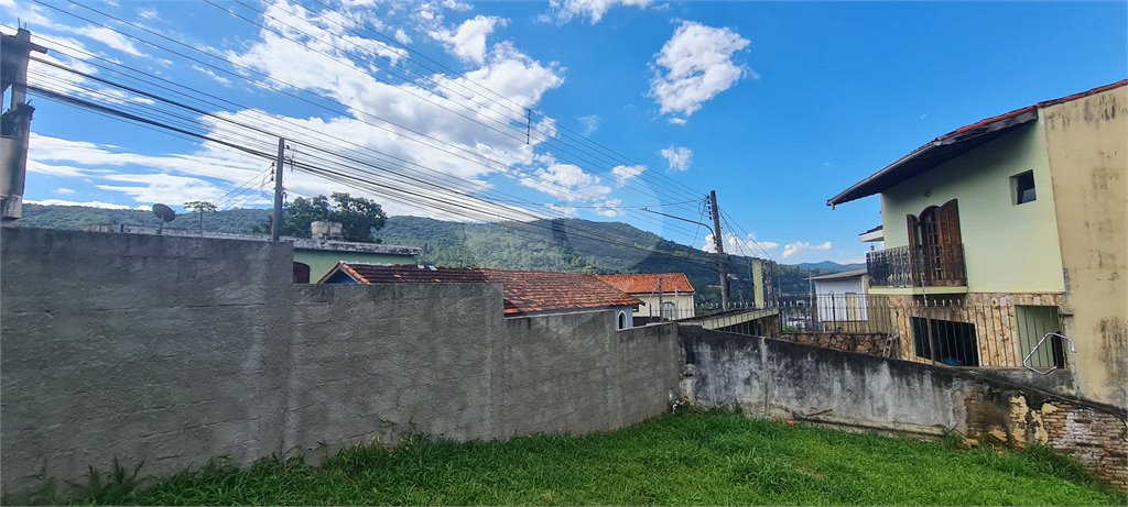Casa à venda com 3 quartos no Centro, Mairiporã, SP