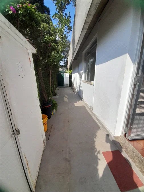 Casa para alugar com 3 quartos, sendo 1 suíte,  em Vila Sônia, São Paulo, SP
