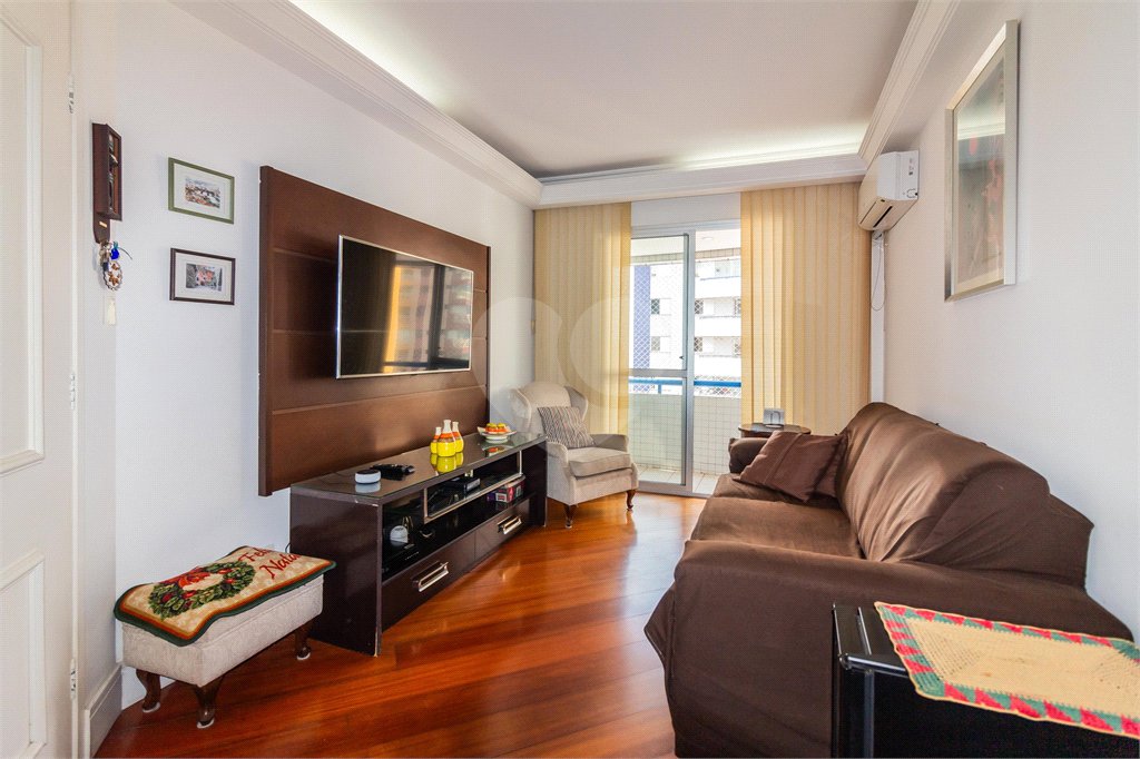 Apartamento à venda com 3 quartos, sendo 1 suíte, em Cambuci, São Paulo, SP
