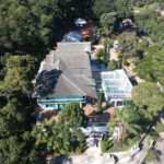 Casa à venda com 6 quartos, sendo 5 suítes, no condomínio Alpes da Cantareira, Mairiporã - SP