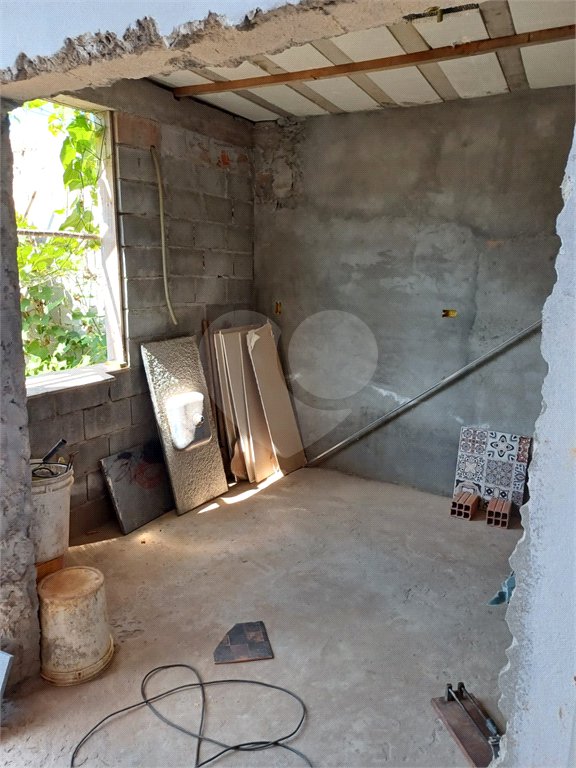 Casa à venda com 2 suítes no condomínio Ricieri, Mogi das Cruzes - SP