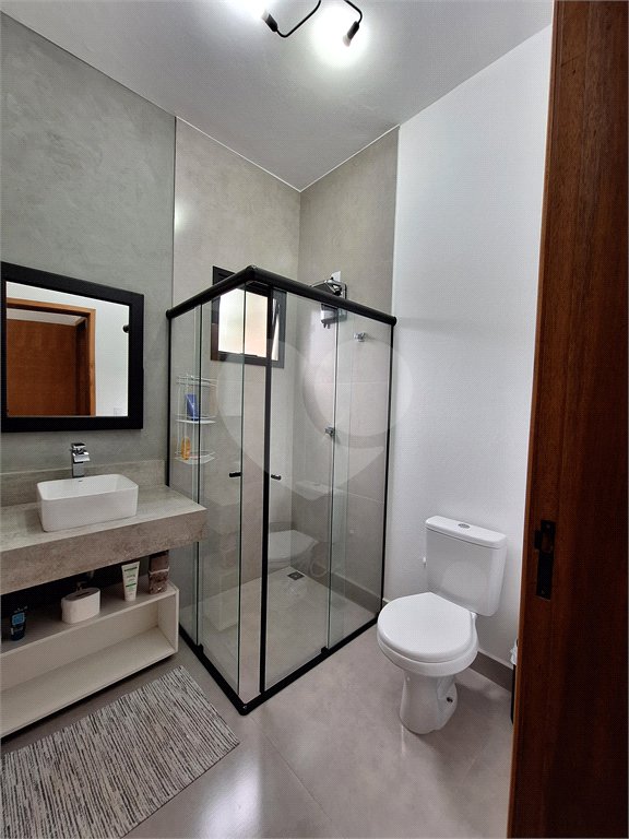 Casa à venda com 3 suítes no condomínio Chácaras do Lago, Vinhedo - SP