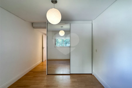 Casa à venda com 4 suítes no condomínio Quadra Real Campo Belo, São Paulo - SP