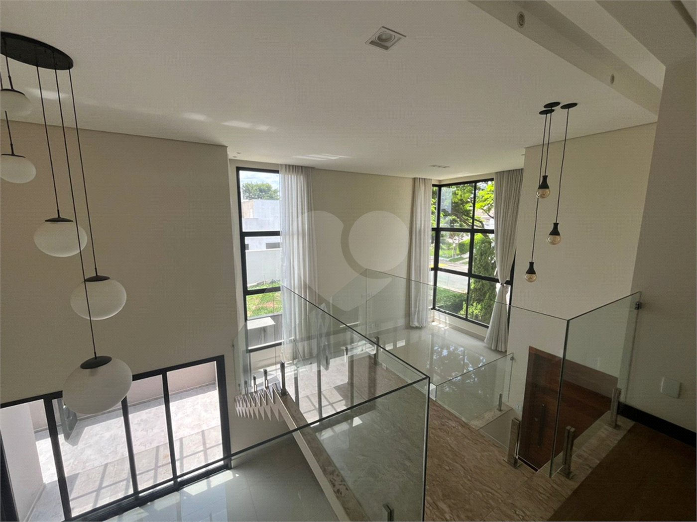 Casa à venda ou para alugar com 4 quartos, sendo 3 suítes, no condomínio Jardim Reserva Bom Viver de Indaiatuba, Indaiatuba - SP