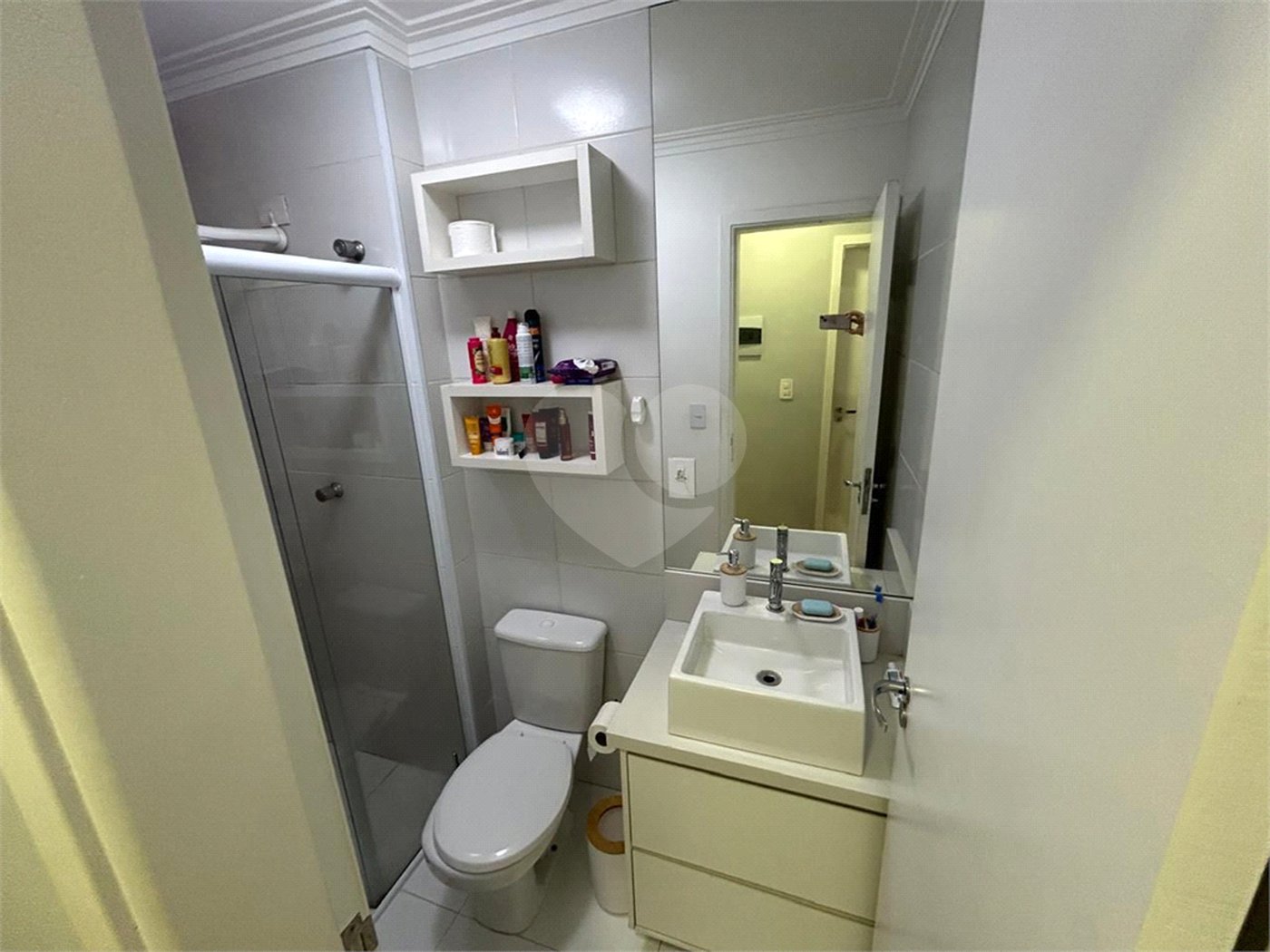 Apartamento à venda com 2 quartos em Vossoroca, Votorantim, SP