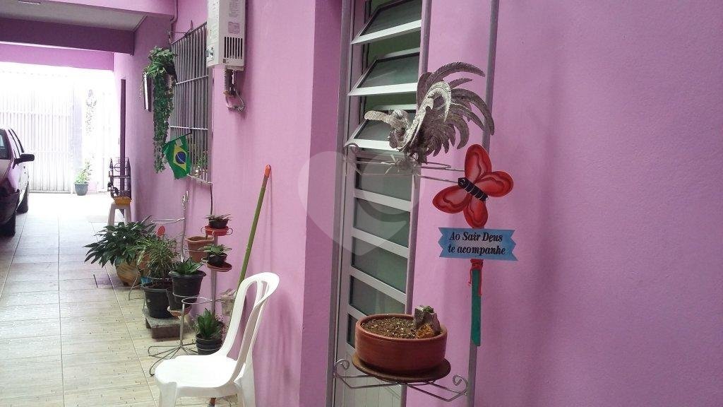 Sobrado à venda com 3 quartos em Parque Peruche, São Paulo, SP
