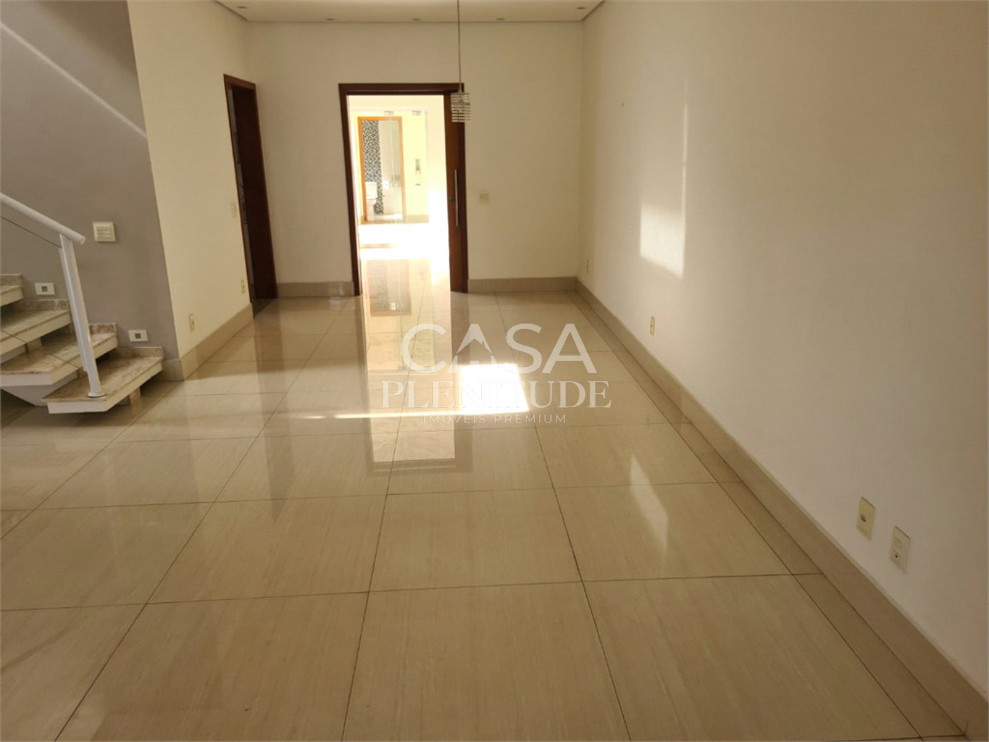 Casa em condomínio à venda com 3 suítes, em Iporanga, Sorocaba, SP