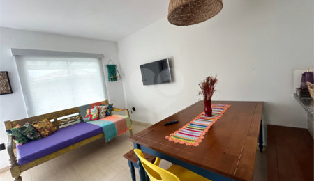 Casa em condomínio à venda com 3 quartos, sendo 2 suítes,  em Rasa, Armação dos Búzios, RJ