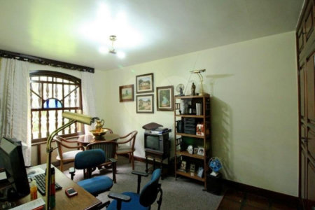 Casa Térrea à venda com 4 quartos, sendo 1 suíte, em City Boaçava, São Paulo, SP