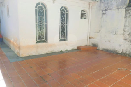 Casa Térrea à venda com 2 quartos em Vila Butantã, São Paulo, SP