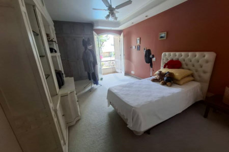 Casa à venda com 5 quartos, sendo 3 suítes,  em Alto da Boa Vista, São Paulo, SP
