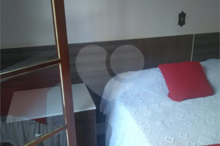 Sobrado à venda com 3 quartos, sendo 1 suíte, em Vila Gustavo, São Paulo, SP