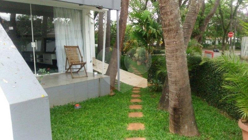 Sobrado à venda com 5 quartos, sendo 2 suítes,  em Instituto de Previdência, São Paulo, SP