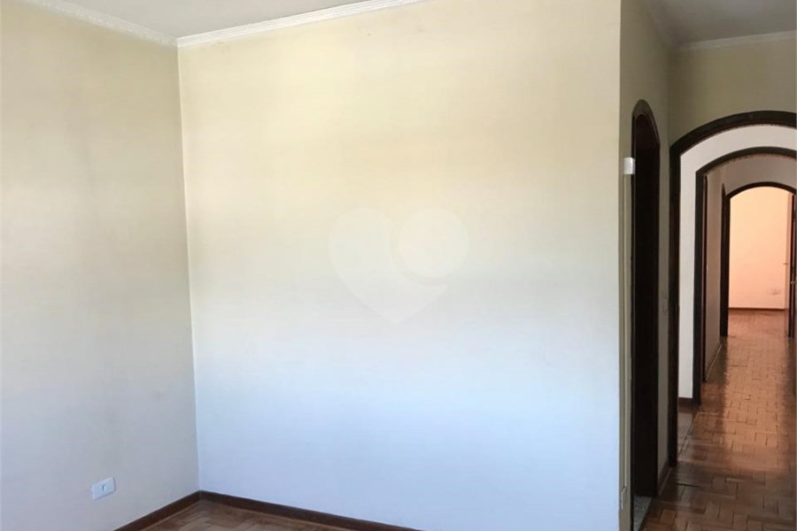 Sobrado à venda com 3 quartos, sendo 1 suíte, em Tremembé, São Paulo, SP