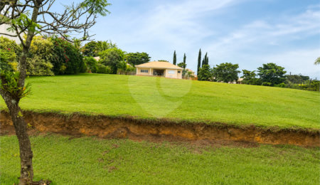 Terreno à venda no condomínio Vale do Lago, Sorocaba - SP