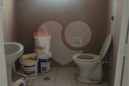 Prédio à venda em Vila São João, Guarulhos, SP