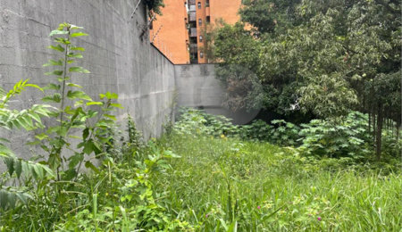 Terreno à venda em Jardim Guedala, São Paulo, SP