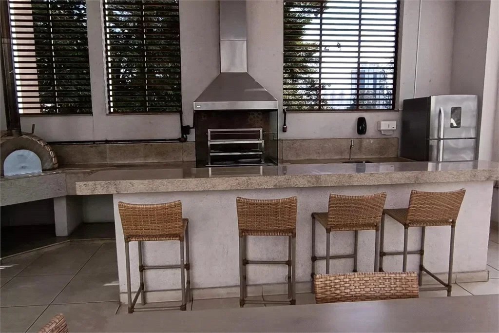 Apartamento à venda com 3 quartos, sendo 1 suíte,  em Jardim Vazani, São Paulo, SP