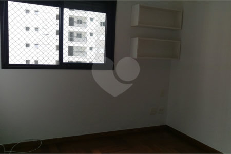 Apartamento à venda com 4 suítes em Vila Suzana, São Paulo, SP
